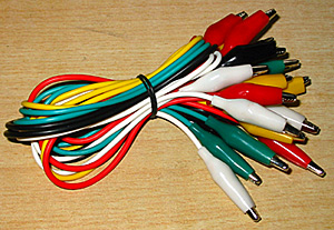电子DIY制作工具使用经验谈——调试电路用彩色连接线