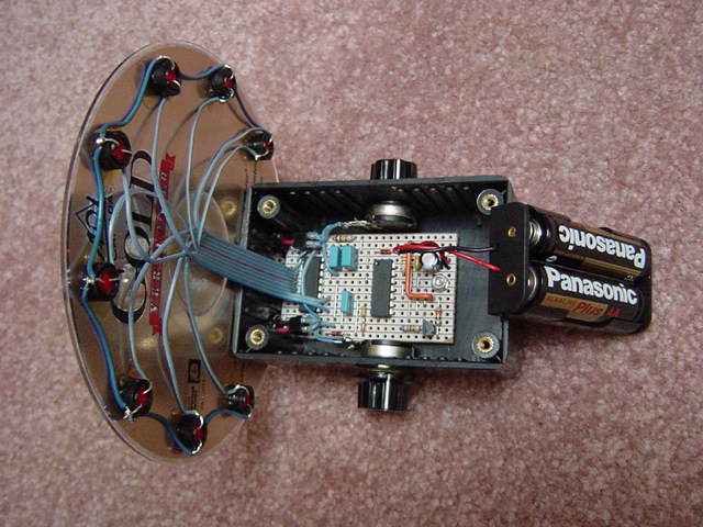 3V供电的LED驱逐舰电路 (3V LED Chaser)