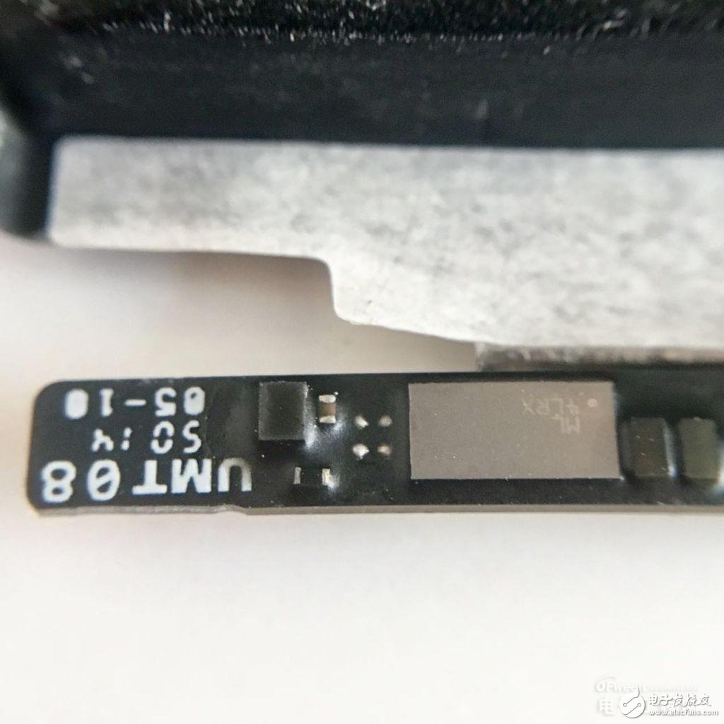 iPhone 5/6 电池拆解过程详解