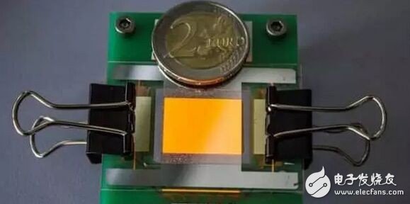 第一台透明的石墨烯电极OLED显示屏问世