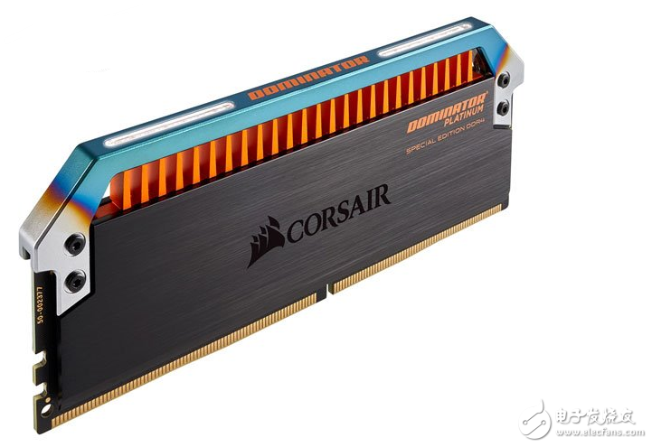 推全新DDR4内存 信仰橙灯标配450欧元起!