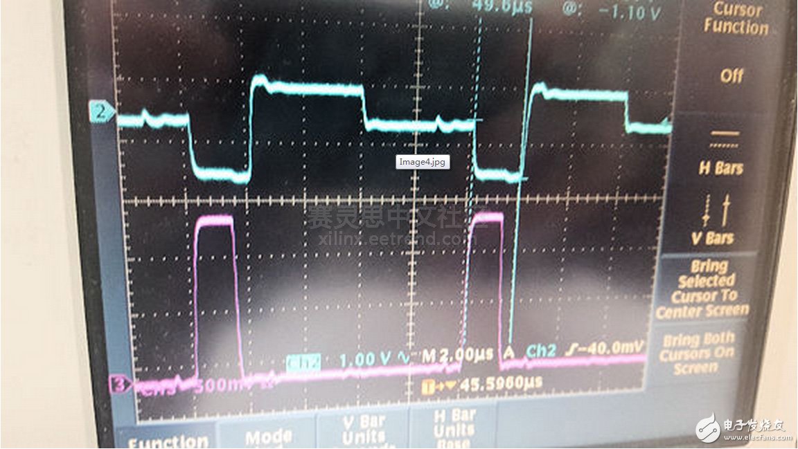 图4 实验室捕捉到CCD输出的第一个波形