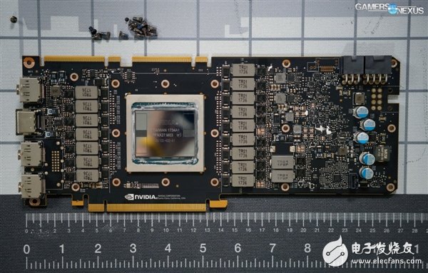 NVIDIA Titan V显卡拆解： 211亿晶体管堆出巨型怪物