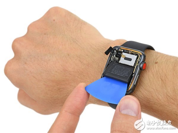 Apple Watch 3蜂窝网络版拆解：芯片坏了不好修