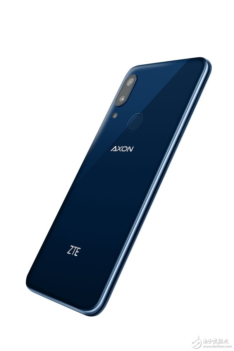 中兴发布新旗舰Axon9Pro 并宣布将在2019年推出5G手机