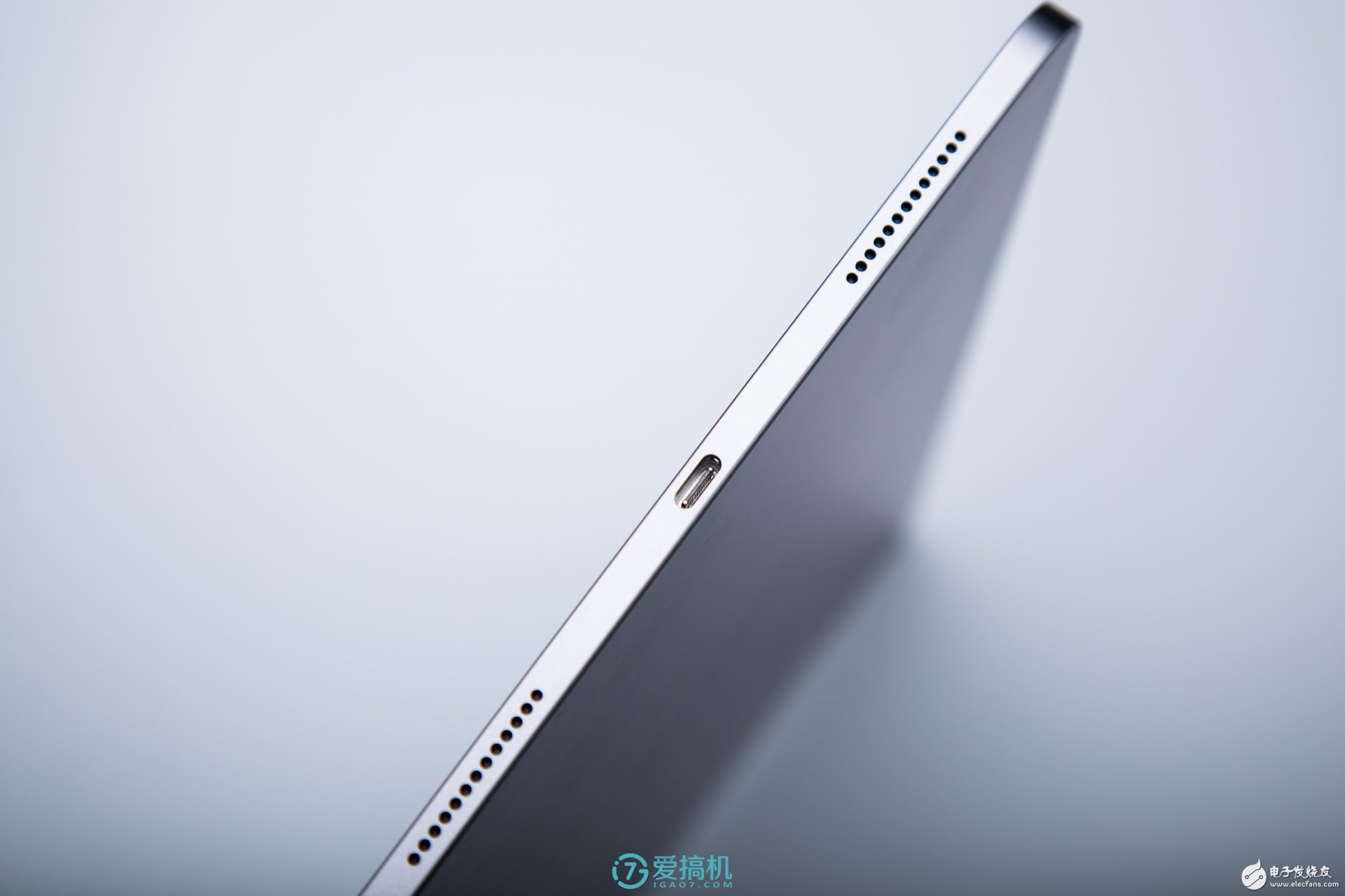 全新iPadPro11英寸双色高清图集