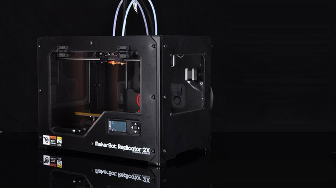 Makerbot Replicator 2三维打印机