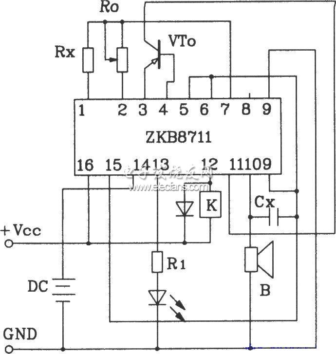 ZKB8711构成的恒温自动控制报警电路图