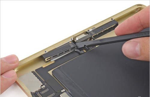 iPad Air2拆机图文详解，2GB内存和NFC模组