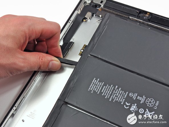 最新iPad 3拆解图 电池体积增大70%